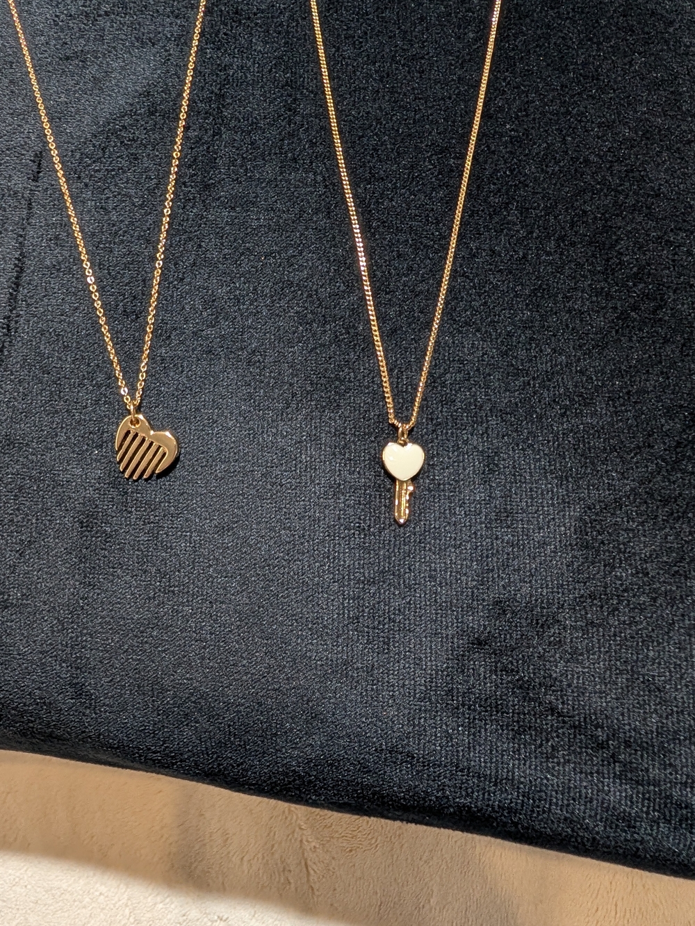 H&M 2 Pcs Gold-Tone Heart Charm Hairstylist Pendant & Key Pendant Necklaces